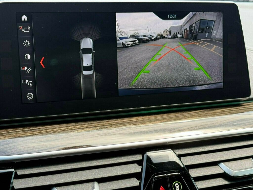 2018 BMW 5 Series M550i xDrive - 23014864 - 3