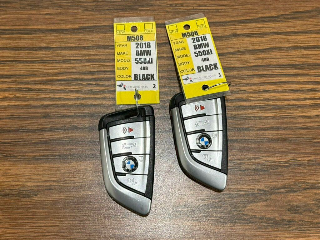 2018 BMW 5 Series M550i xDrive - 23014864 - 4