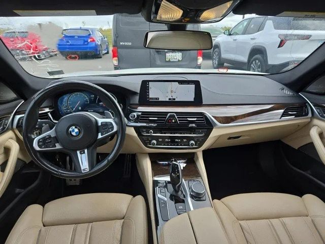2018 BMW 5 Series M PACK! SOFT CLOSE DOORS! DRIVERS ASSIST PLUS! HEADS UP! EXECU - 22931690 - 3