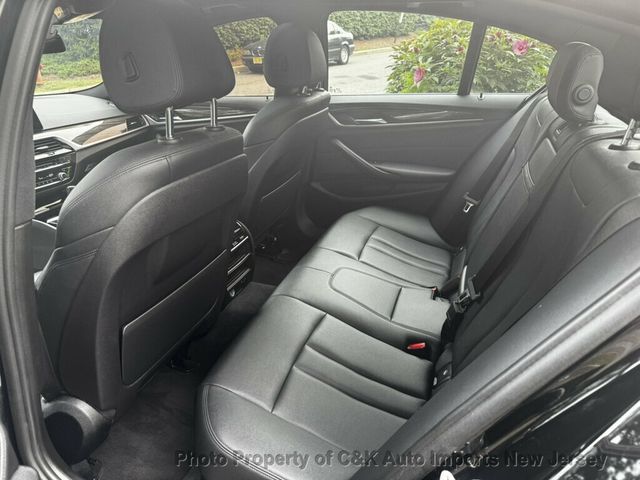 2018 BMW 5 Series NAVI SYS!! LUXURY SEATS!! XENON HEADLIGHTS!! LEATHER - 23054178 - 13