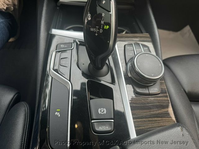 2018 BMW 5 Series NAVI SYS!! LUXURY SEATS!! XENON HEADLIGHTS!! LEATHER - 23054178 - 19