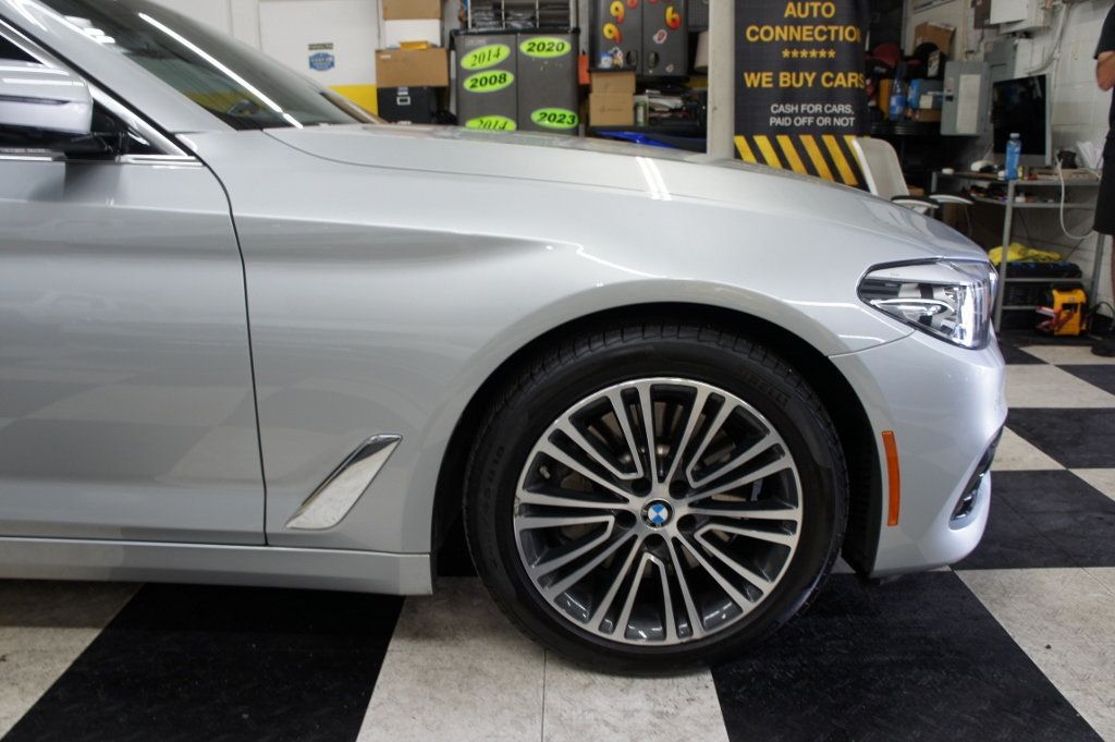 2018 BMW 5 Series V6, Turbo, 325 HP,   , Stunning! - 22936845 - 11