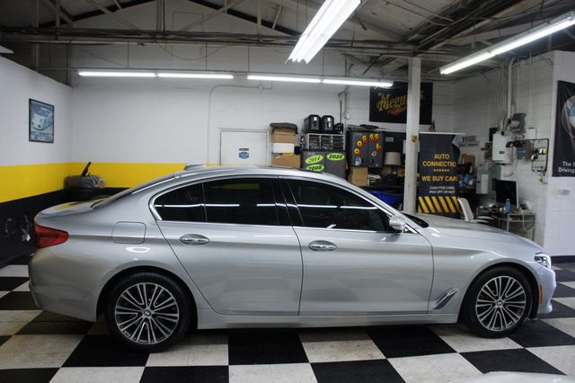 2018 BMW 5 Series V6, Turbo, 325 HP,   , Stunning! - 22936845 - 13