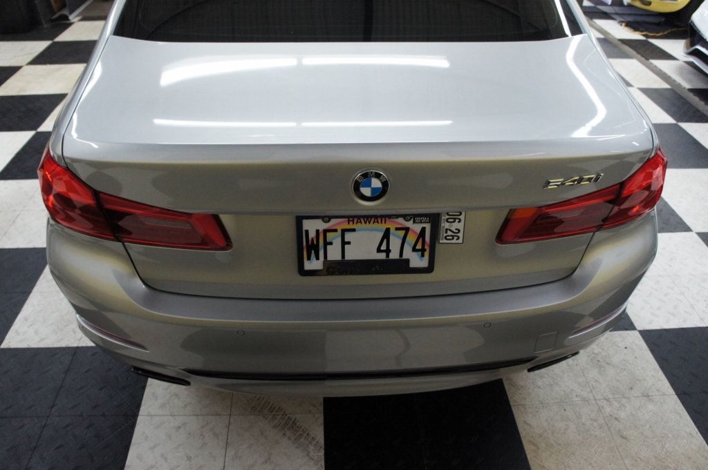 2018 BMW 5 Series V6, Turbo, 325 HP,   , Stunning! - 22936845 - 16
