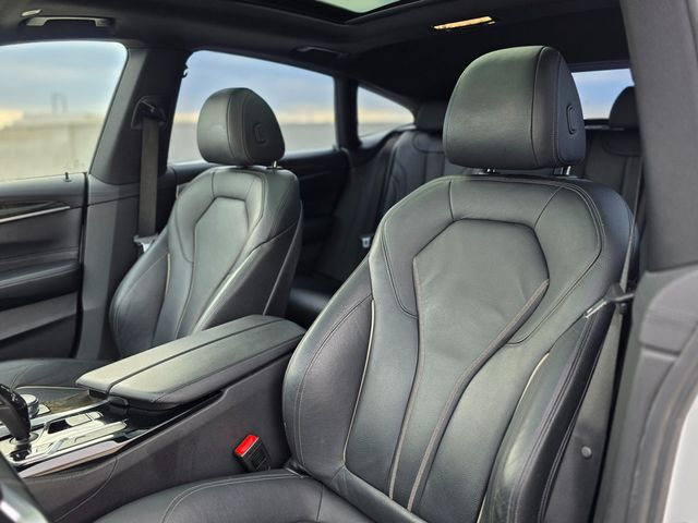 2018 BMW 6 Series 640i xDrive Gran Turismo - 22964869 - 16