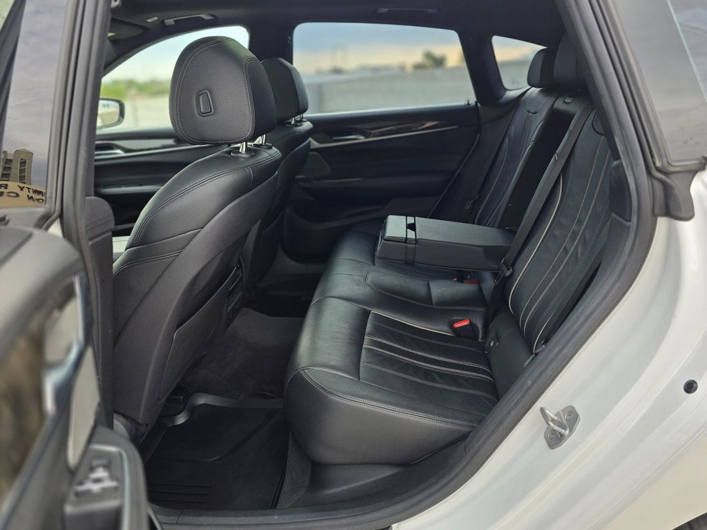 2018 BMW 6 Series 640i xDrive Gran Turismo - 22964869 - 17