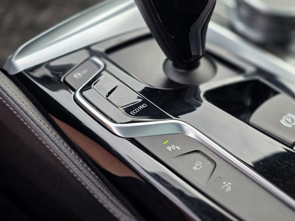 2018 BMW 6 Series 640i xDrive Gran Turismo - 22964869 - 36