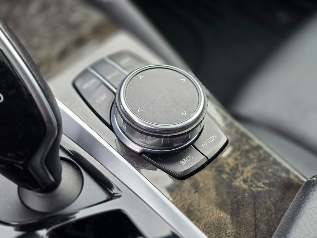 2018 BMW 6 Series 640i xDrive Gran Turismo - 22964869 - 38