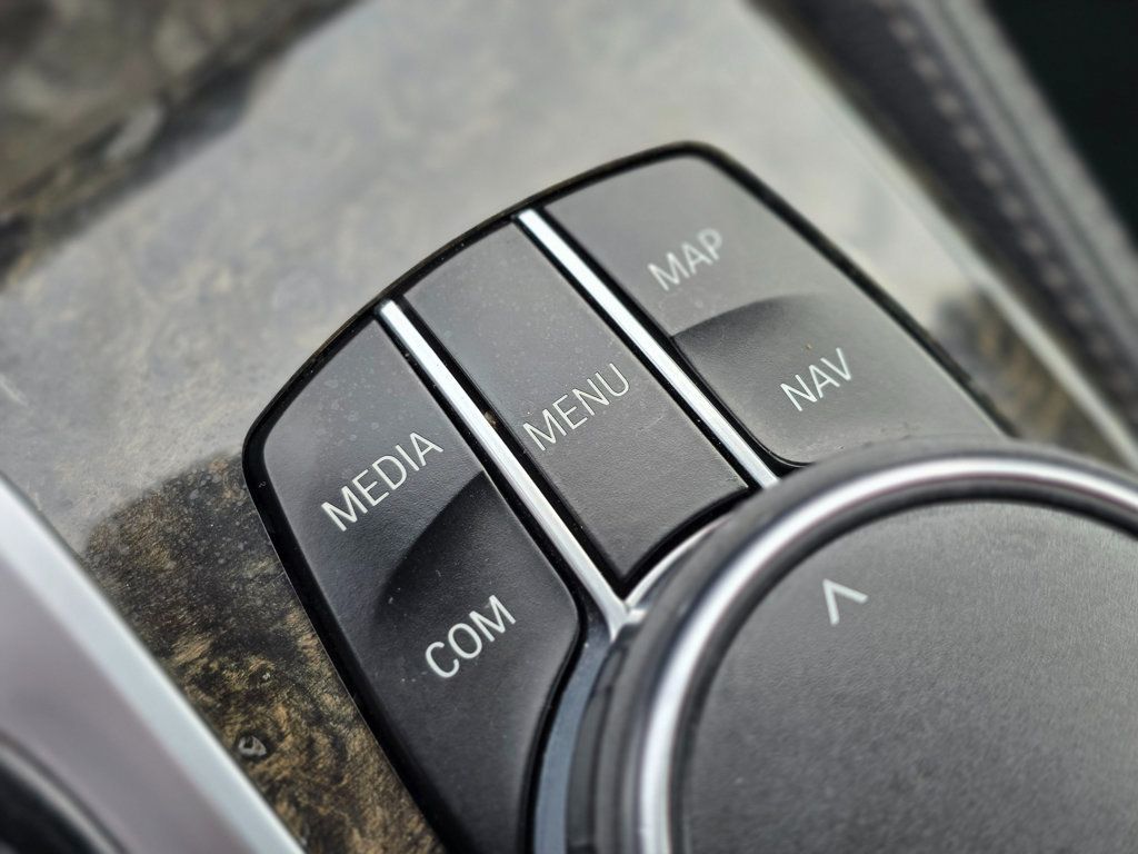 2018 BMW 6 Series 640i xDrive Gran Turismo - 22964869 - 39