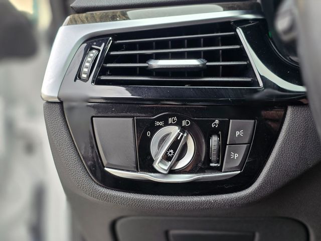 2018 BMW 6 Series 640i xDrive Gran Turismo - 22964869 - 45