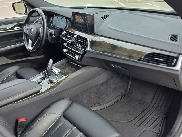 2018 BMW 6 Series 640i xDrive Gran Turismo - 22964869 - 8