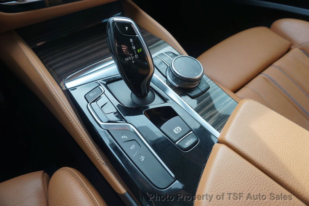 2018 BMW 6 Series 640i xDrive Gran Turismo M SPORT PKG NAVIGATION 360 CAMERAS PANO - 22975973 - 31