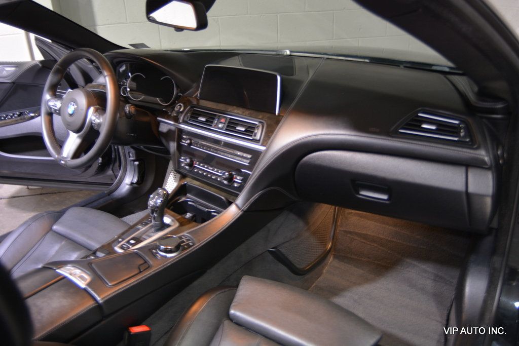 2018 BMW 6 Series 650i - 22839685 - 16