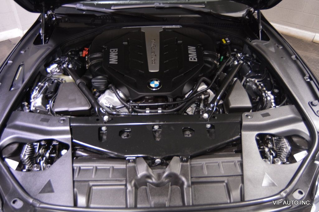 2018 BMW 6 Series 650i - 22839685 - 37