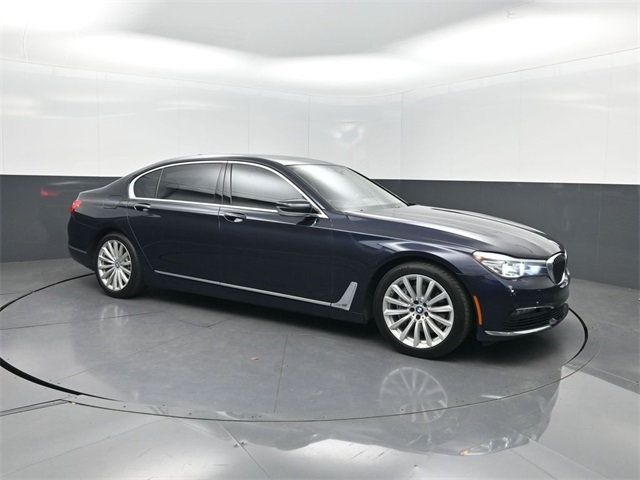 2018 BMW 7 Series 740i - 22941754 - 41