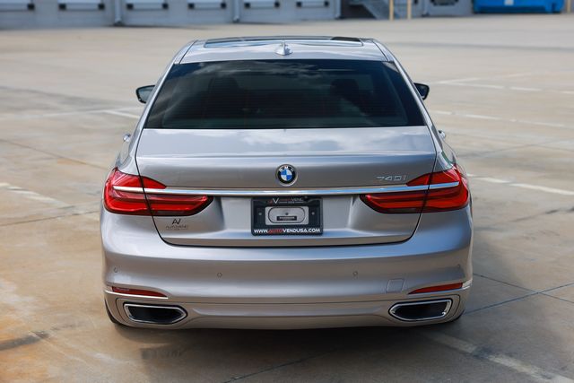 2018 BMW 7 Series 740i - 23010761 - 11