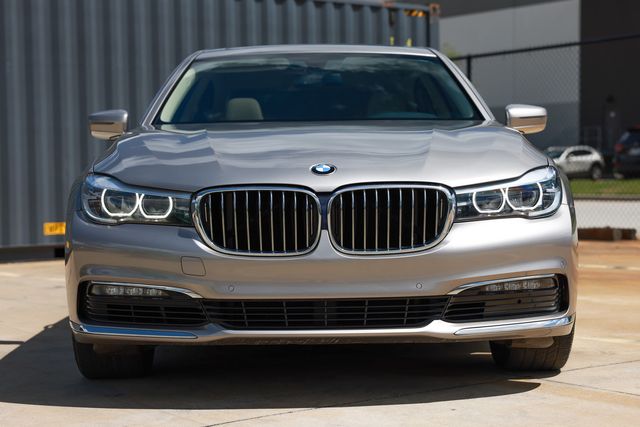 2018 BMW 7 Series 740i - 23010761 - 19