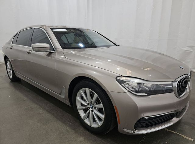 2018 BMW 7 Series 740i - 23010761 - 3