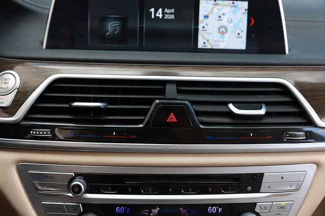 2018 BMW 7 Series 740i - 23010761 - 39