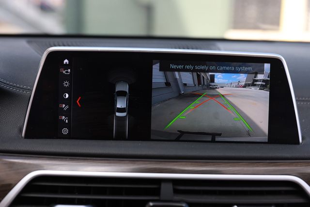 2018 BMW 7 Series 740i - 23010761 - 40