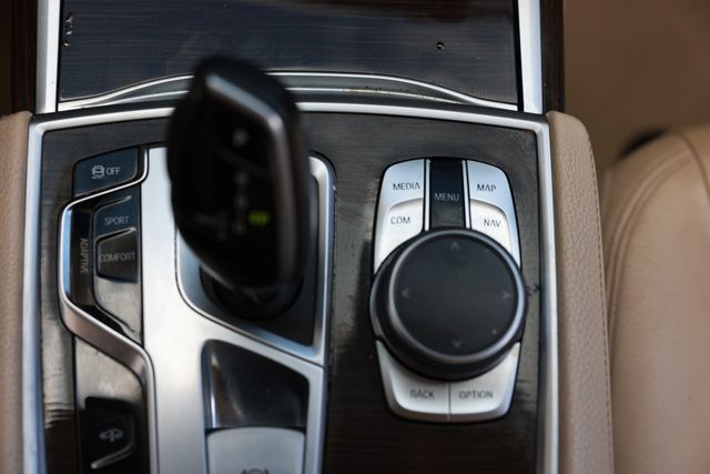 2018 BMW 7 Series 740i - 23010761 - 46