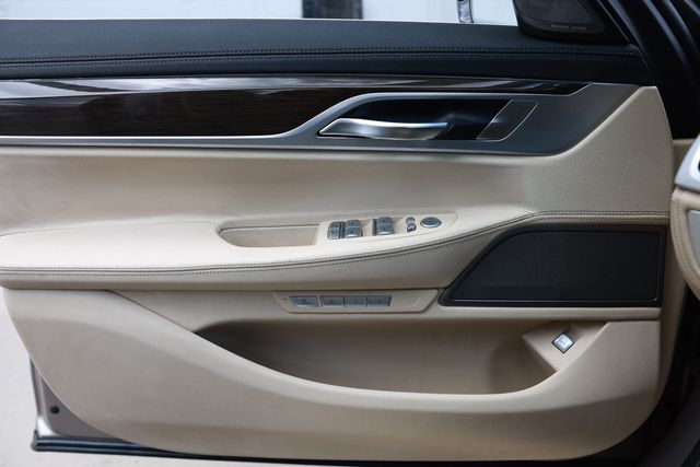2018 BMW 7 Series 740i - 23010761 - 50