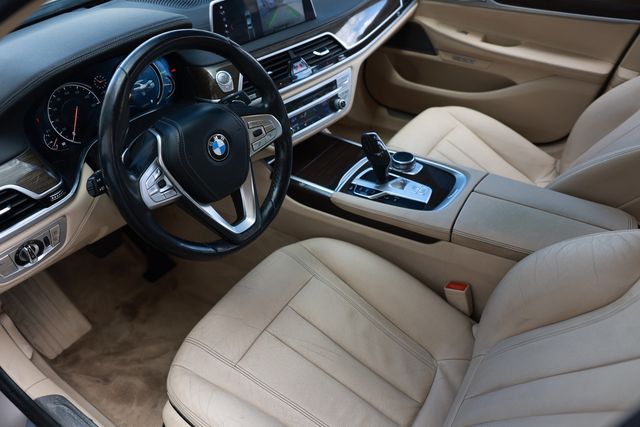 2018 BMW 7 Series 740i - 23010761 - 5