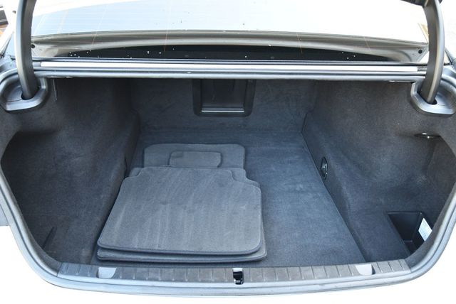2018 BMW 7 Series 740i Sedan W/Executive & Driving Assistance Packages - 23028841 - 16