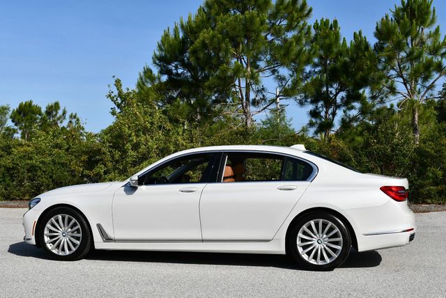 2018 BMW 7 Series 740i Sedan W/Executive & Driving Assistance Packages - 23028841 - 3
