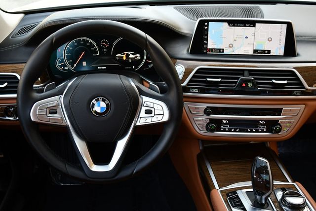 2018 BMW 7 Series 740i Sedan W/Executive & Driving Assistance Packages - 23028841 - 42