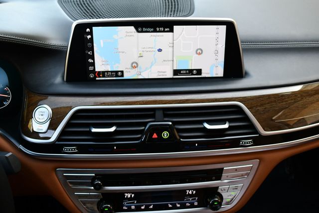 2018 BMW 7 Series 740i Sedan W/Executive & Driving Assistance Packages - 23028841 - 46