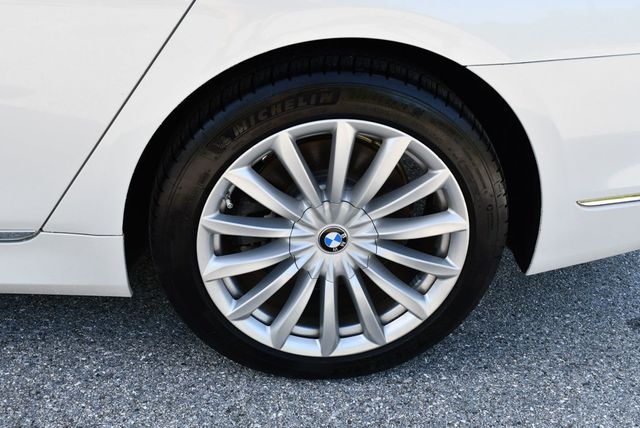 2018 BMW 7 Series 740i Sedan W/Executive & Driving Assistance Packages - 23028841 - 58