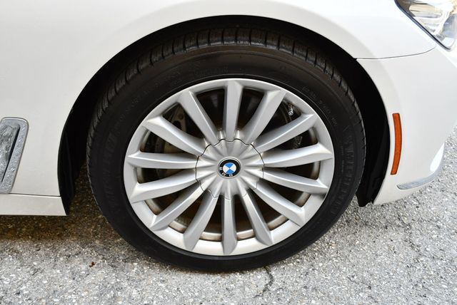 2018 BMW 7 Series 740i Sedan W/Executive & Driving Assistance Packages - 23028841 - 59