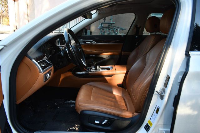 2018 BMW 7 Series 740i xDrive - 22981852 - 18
