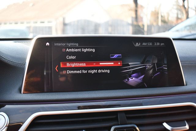 2018 BMW 7 Series 740i xDrive - 22981852 - 40