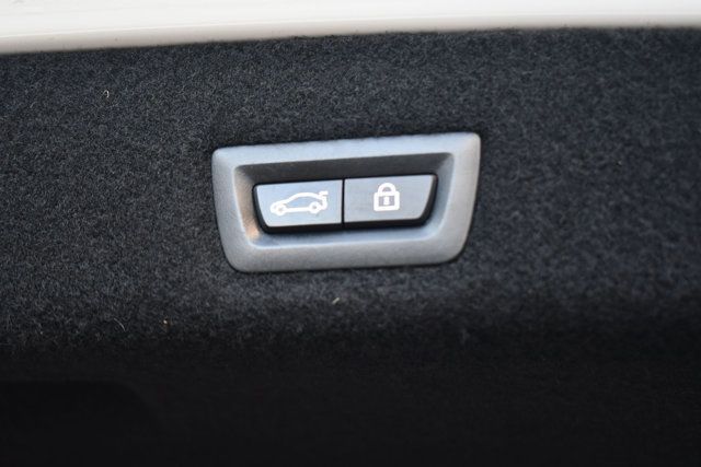 2018 BMW 7 Series 740i xDrive - 22981852 - 8