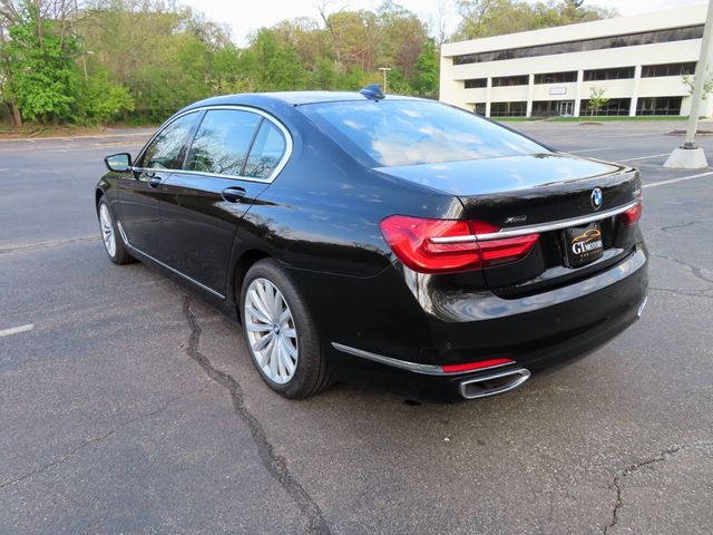 2018 BMW 7 Series 740i xDrive - 22996273 - 14
