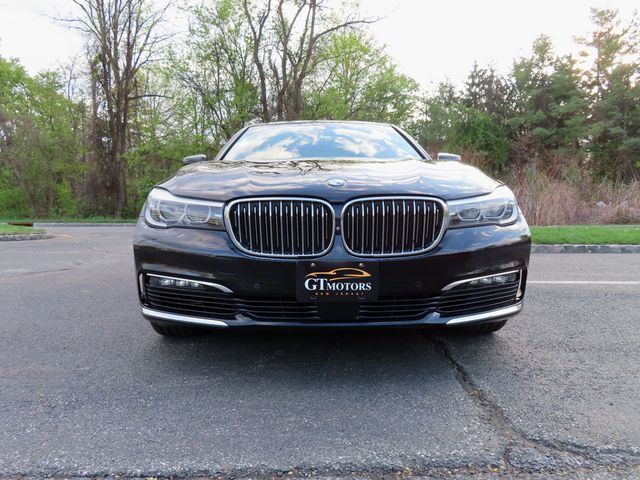 2018 BMW 7 Series 740i xDrive - 22996273 - 1
