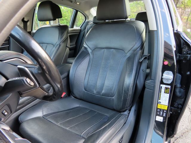 2018 BMW 7 Series 740i xDrive - 22996273 - 25