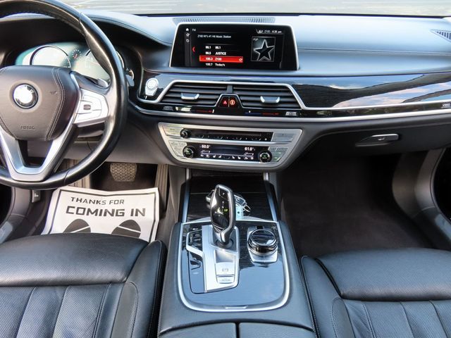 2018 BMW 7 Series 740i xDrive - 22996273 - 38