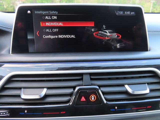 2018 BMW 7 Series 740i xDrive - 22996273 - 45