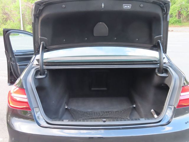 2018 BMW 7 Series 740i xDrive - 22996273 - 52