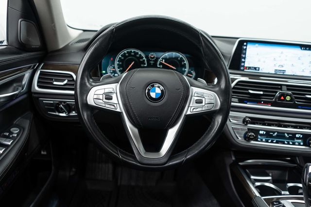 2018 BMW 7 Series 740i xDrive - 23051388 - 16