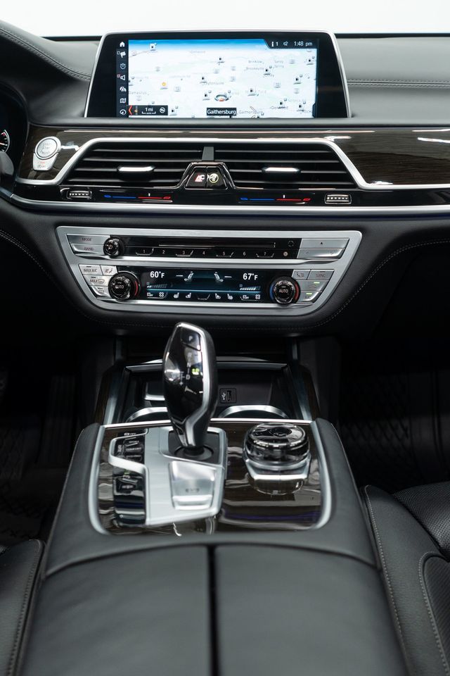 2018 BMW 7 Series 740i xDrive - 23051388 - 22