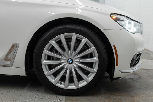 2018 BMW 7 Series 740i xDrive - 23051388 - 42