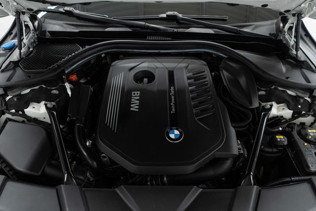 2018 BMW 7 Series 740i xDrive - 23051388 - 45