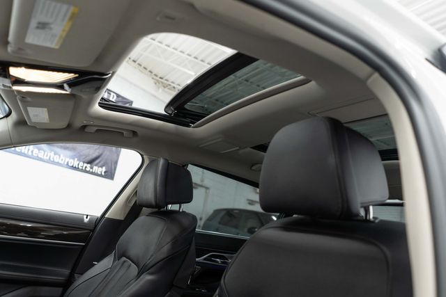 2018 BMW 7 Series 740i xDrive - 23051388 - 6