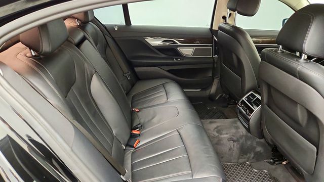2018 BMW 7 Series 740i xDrive - 23097115 - 23