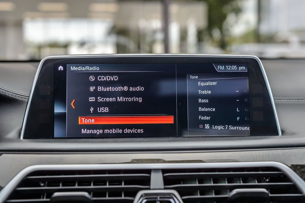 2018 BMW 7 Series 740i xDRIVE M SPORT - NAV - BLUETOOTH - BACKUP CAM - CARBON CORE - 22915195 - 21