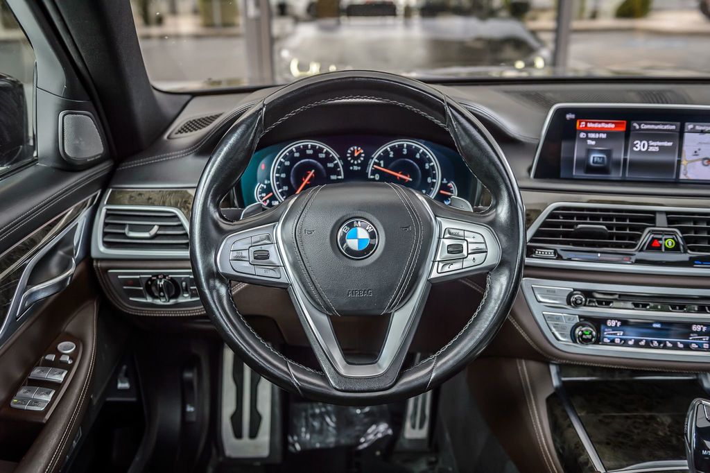 2018 BMW 7 Series 740i xDRIVE M SPORT - NAV - BLUETOOTH - BACKUP CAM - CARBON CORE - 22915195 - 27